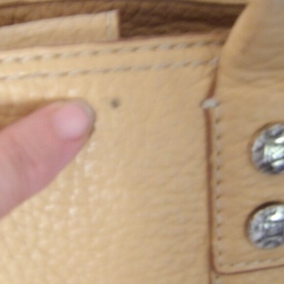 Vintage Micheal Micheal Kors Cream/Tan Pebbled Leather Smaller Tote Bag - Picture 7 of 13